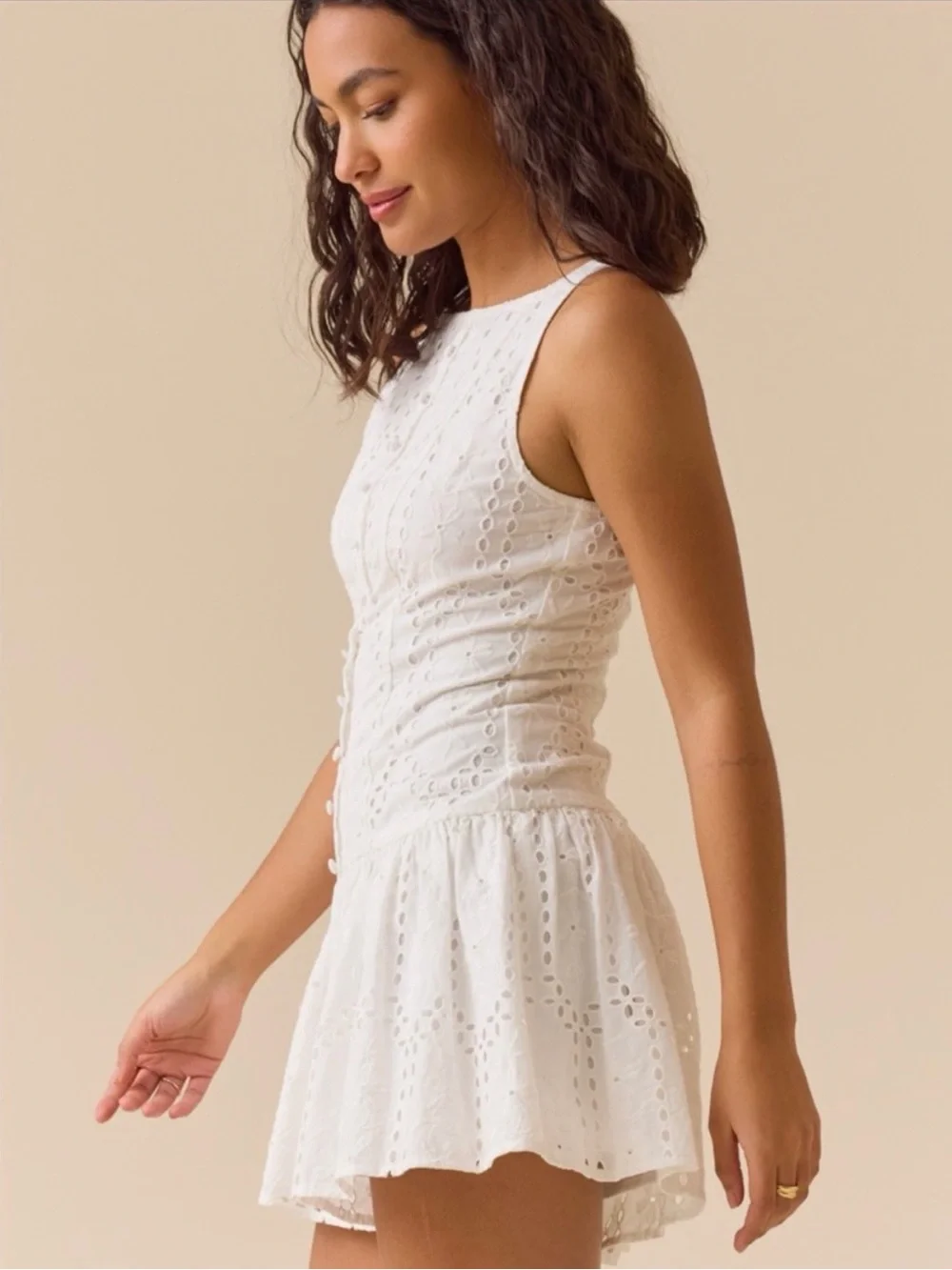 Altar’d State Eyelet Lace Sleeveless White Button Romper Womens Large
